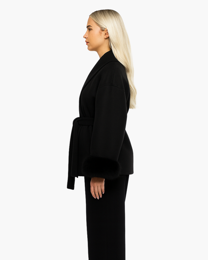 Women’s elegant belted coat chic sleeve finish