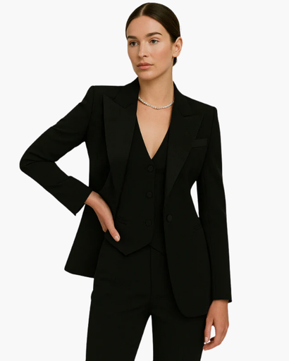 Elegant women’s three-piece suit set | Chic and modern tailoring