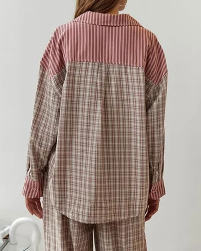 Women’s comfortable pyjamas – loose fit with check pattern