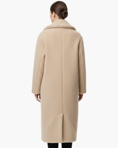 Long faux fur coat – soft elegance & winter warmth
