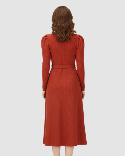 Women’s knitted midi dress with belt and long sleeves