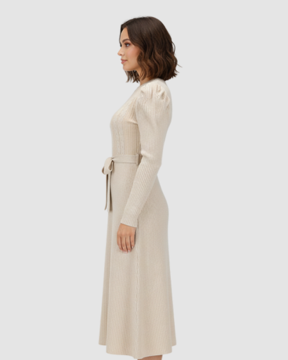 Women’s knitted midi dress with belt and long sleeves